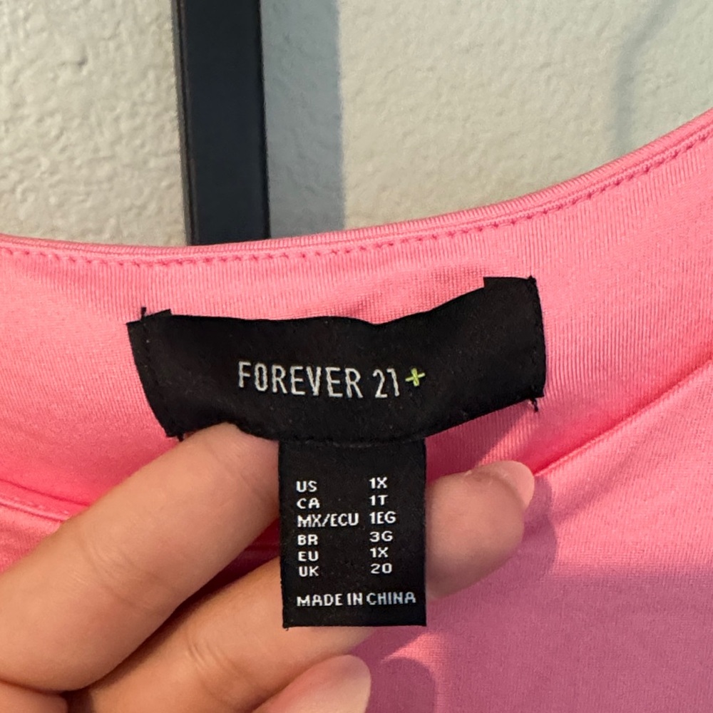Forever 21 Pink Sleeveless Bodysuit - Picture 2 of 4